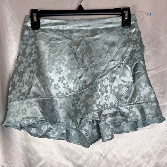 Women’s Altar’d State Light Blue Floral Ruffle Mini Skort Size S - Picture 2 of 9